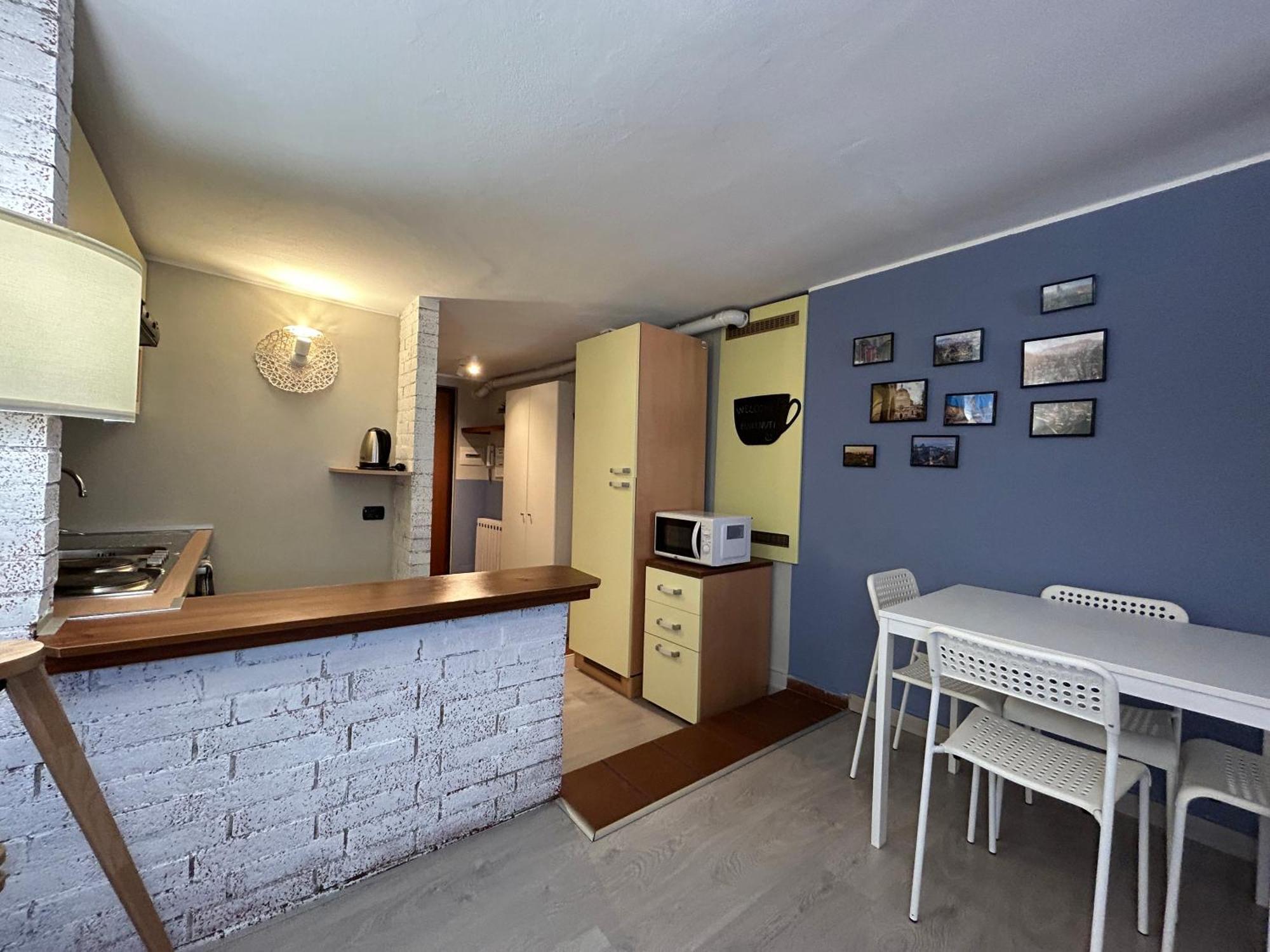 Alessandro 82 - Immobili E Soluzioni Rent Bergame Extérieur photo