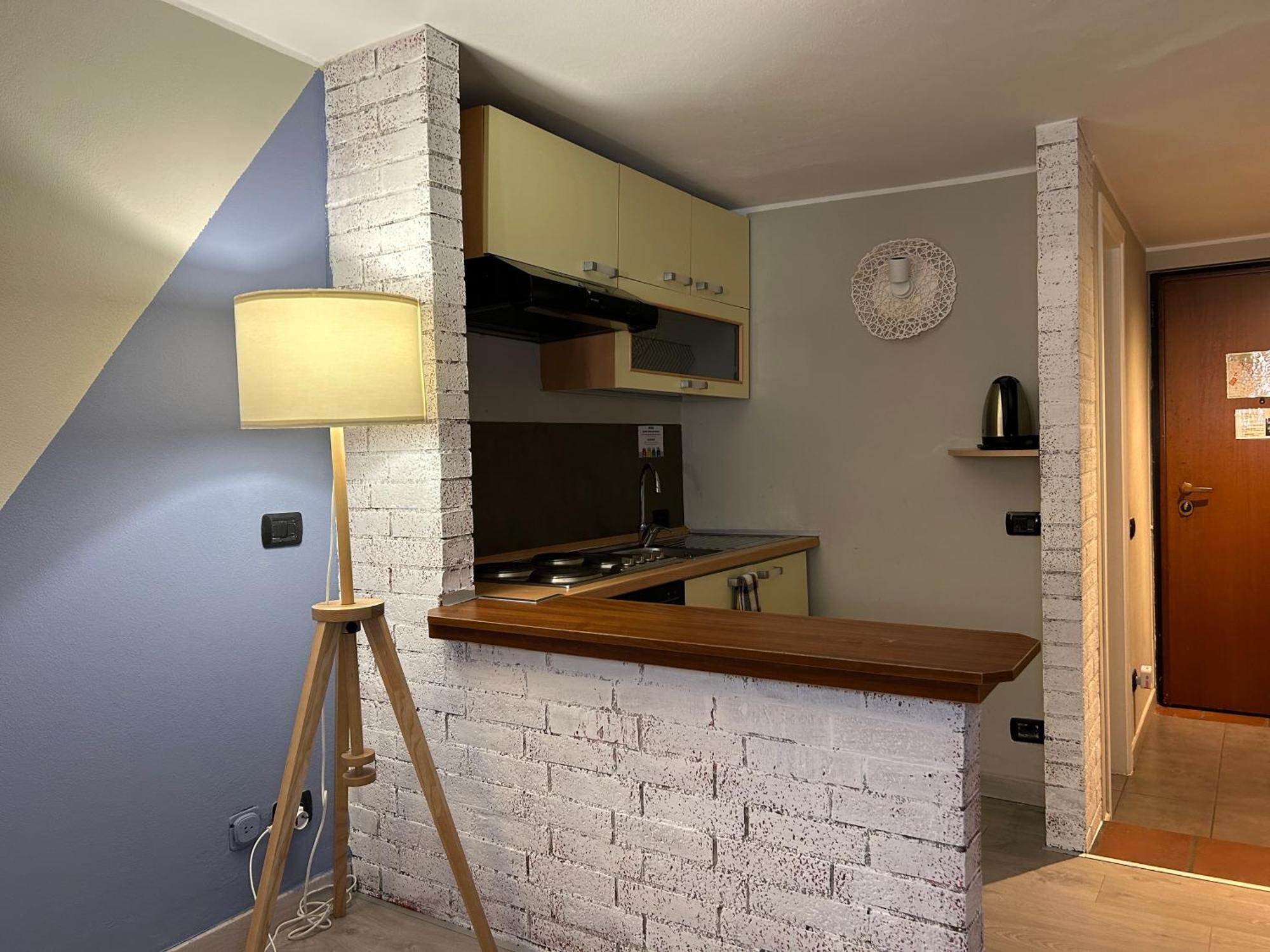 Alessandro 82 - Immobili E Soluzioni Rent Bergame Extérieur photo
